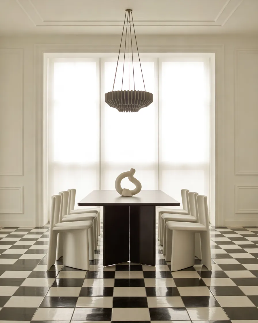 Introduce-Black-and-White-Checkerboard-Flooring